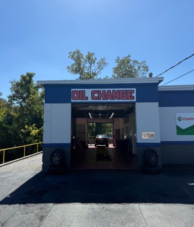 Oil Change Bay