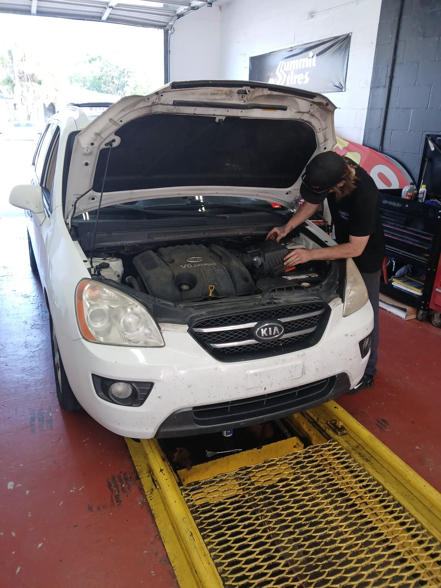 Air filter replacement at Tire Express in Ocala, FL