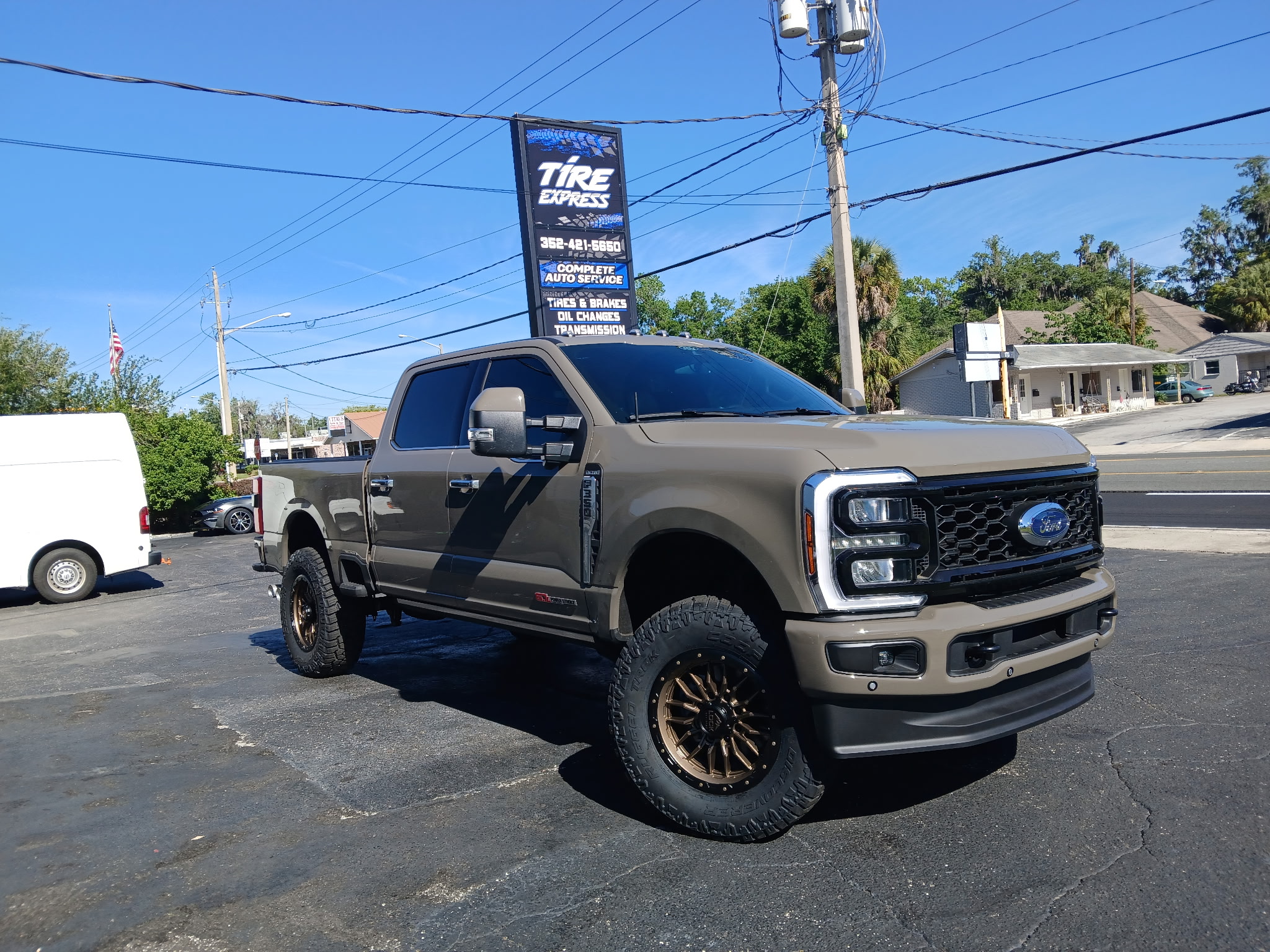 Lifted truck at Tire Express in Ocala, FL